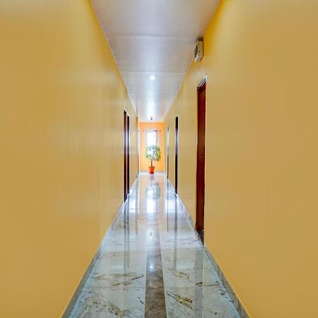 Spot On Hotel Shree Samarth Lodging Kolhapur Exterior photo